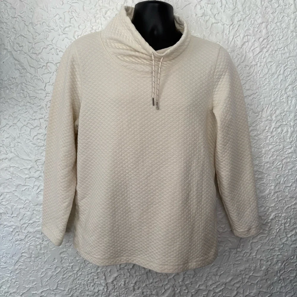 L.L. Bean SoftLight Quilted Top Funnelneck Pullover Size LP